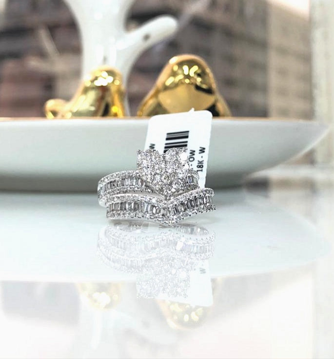 Hadrian - White Gold (18k) Ring, withNatural Diamonds