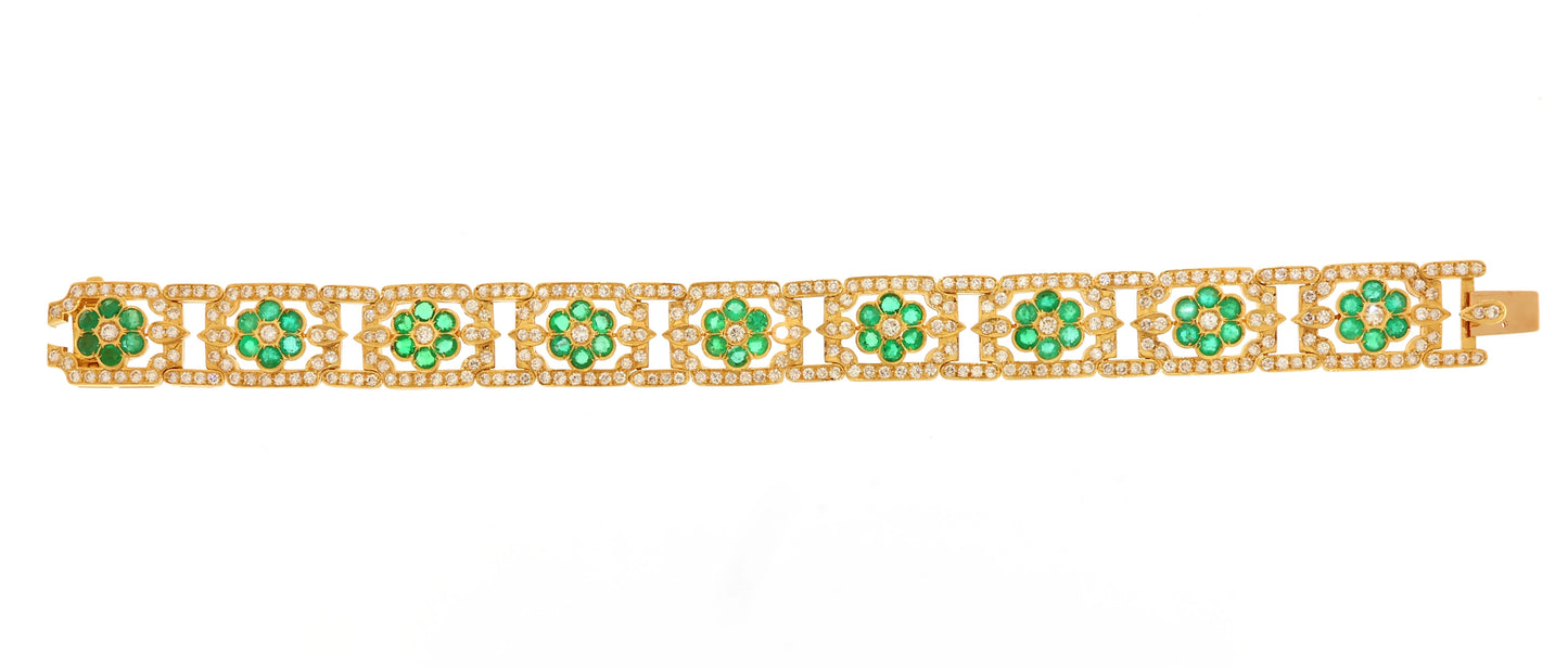 12.45 ct 18kt gold 17.5 cm D-E diamonds + natural emeralds