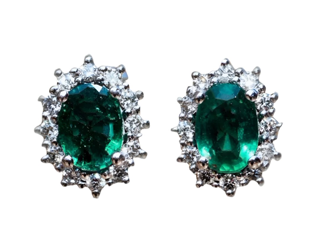Egeria - White Gold (18K), Natural Diamonds and Natural Emerald  Earrings
