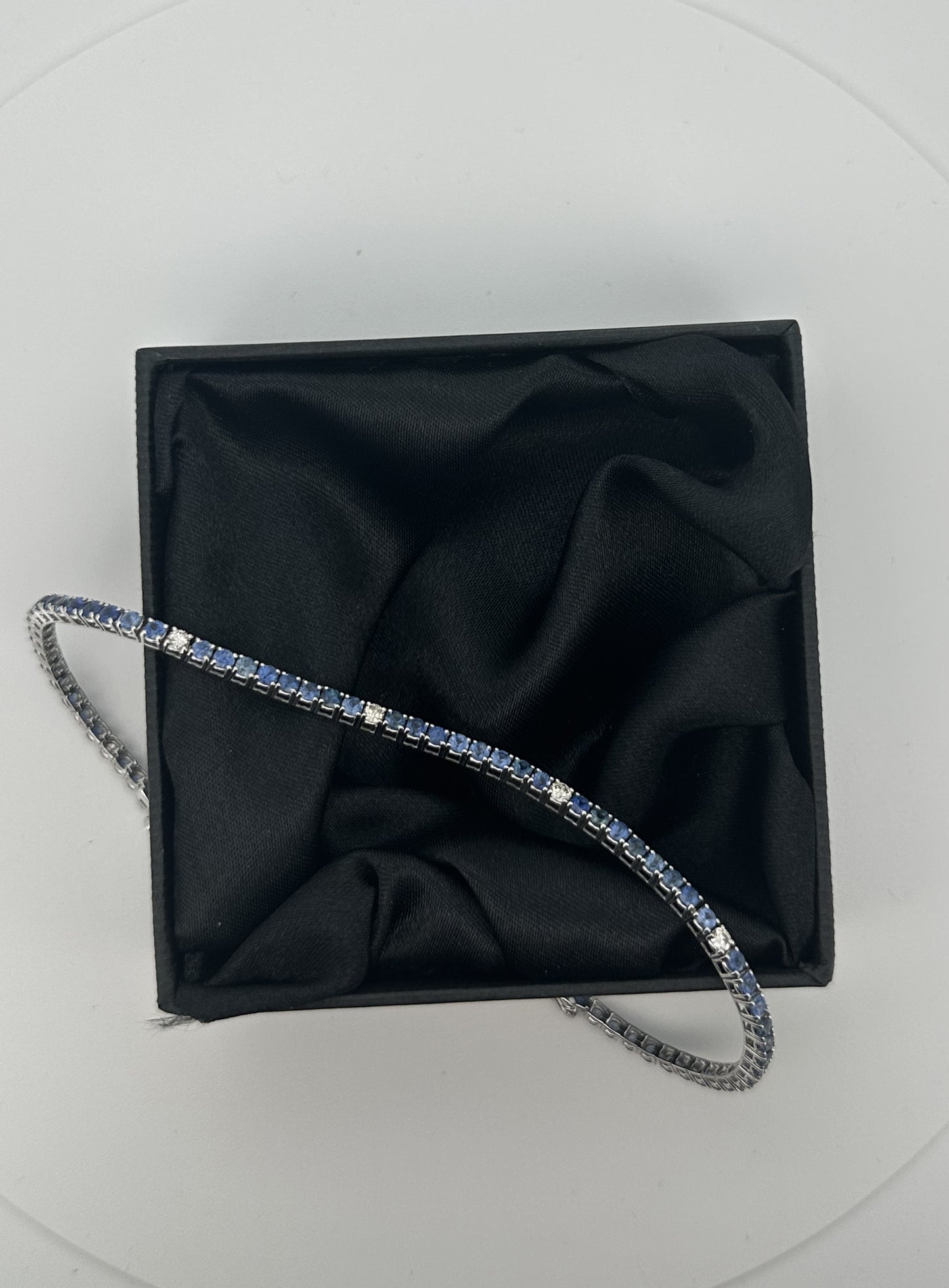 Flavia - White Gold (18K) Bracelet with Natural Blue Sapphires and Naturals Diamonds
